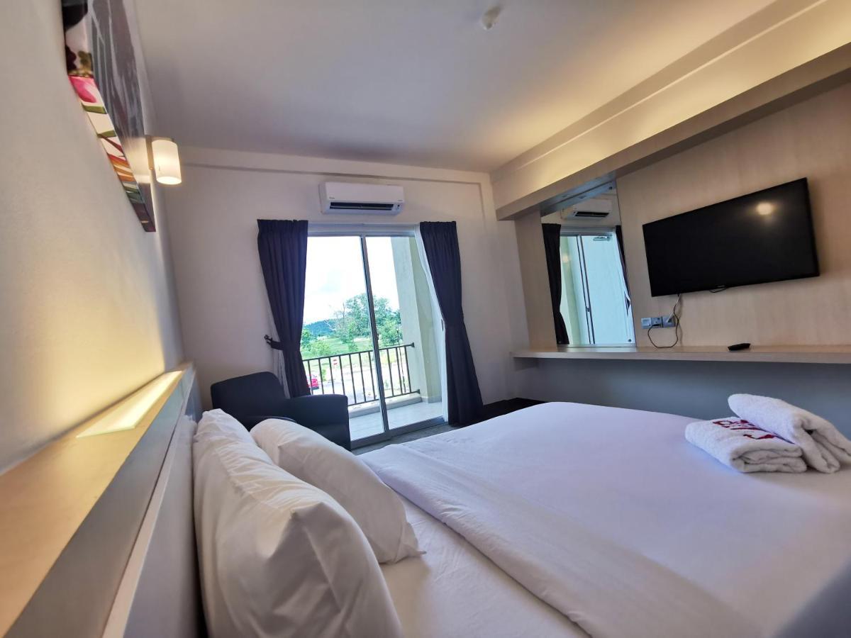 Serdang Lake View Resort Sungai Kechil Exterior photo